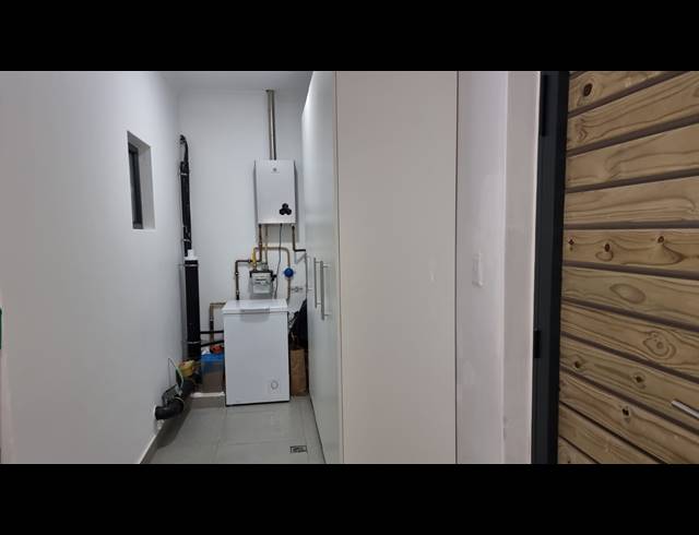 1 BEDROOM SECTIONAL TITLE FOR SALE IN UMHLANGA RIDGE